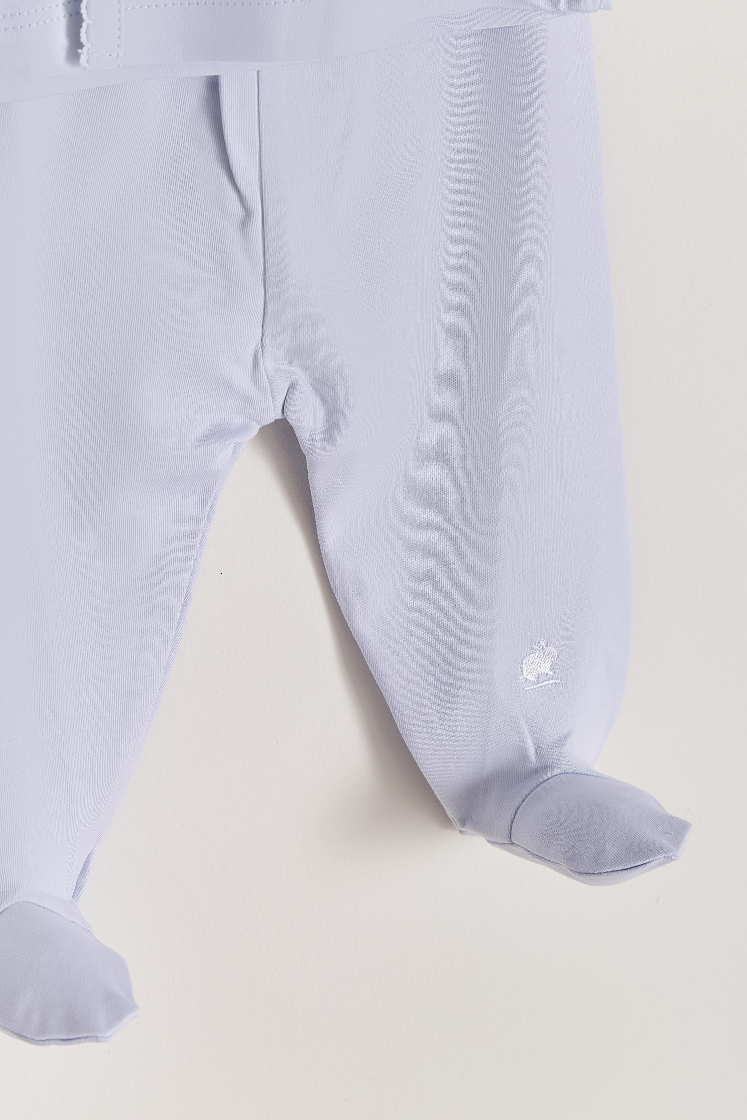 Part of babycottons newborn essentials line, these super soft footed pants are a maternity bag must-have! Pants have elastic waist for easy dressing. Match it with our plush cardigans for the sweetest look! Colour: Light-blue Composition: 100% Peruvian Pima Cotton.  Made in Peru. Machine washable. Safety warning: Keep away from fire.