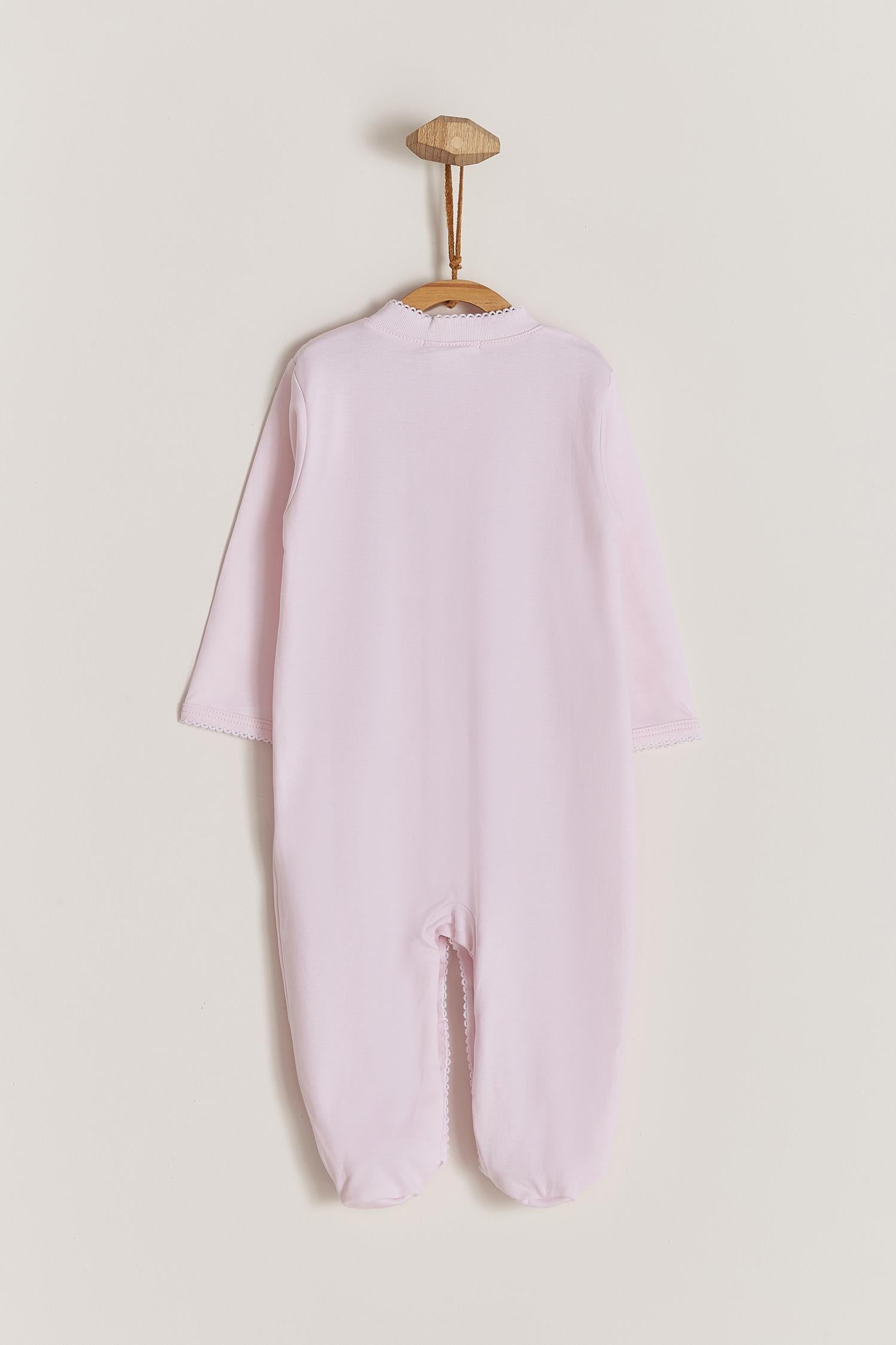 Essential footie made 100% with the softest Peruvian Pima Cotton. One of our most popular items!  Long sleeves, crew neckline and full snap opening.  Newborn footies (NB) come with reversible cuffs that help prevent scratching. Match with any of our blankets, bibs and newborn hats for the perfect gift! Colour: Light-blue Composition: 100% Peruvian Pima Cotton.  Made in Peru. Machine washable. Safety warning: Keep away from fire.