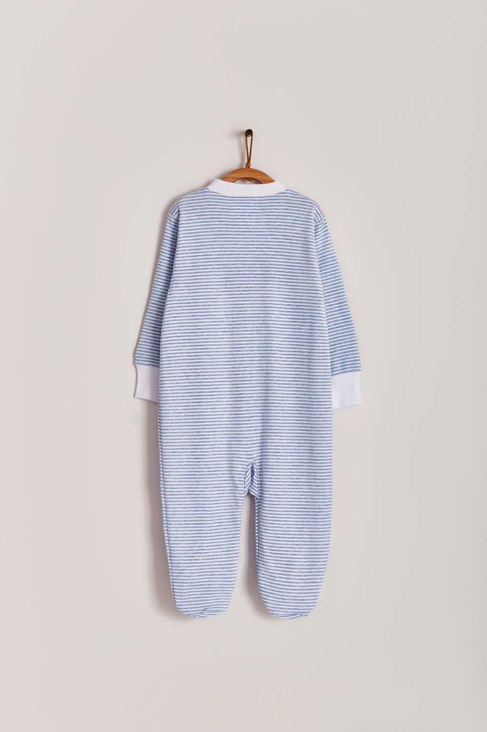 Good Night Owl long-sleeves stripped footie is what a maternity bag must-have! With zipper added for more comfort and practicality.  In the larger sizes it has anti-slips on the feet so that babies do not slip when they start to take their first steps. Match it with our any of the accessories of the collection for a complete look!  Colour: Light-blue and white. Composition: 100% Peruvian Pima Cotton.  Made in Peru.  Machine washable.   Safety warning: Keep away from fire.