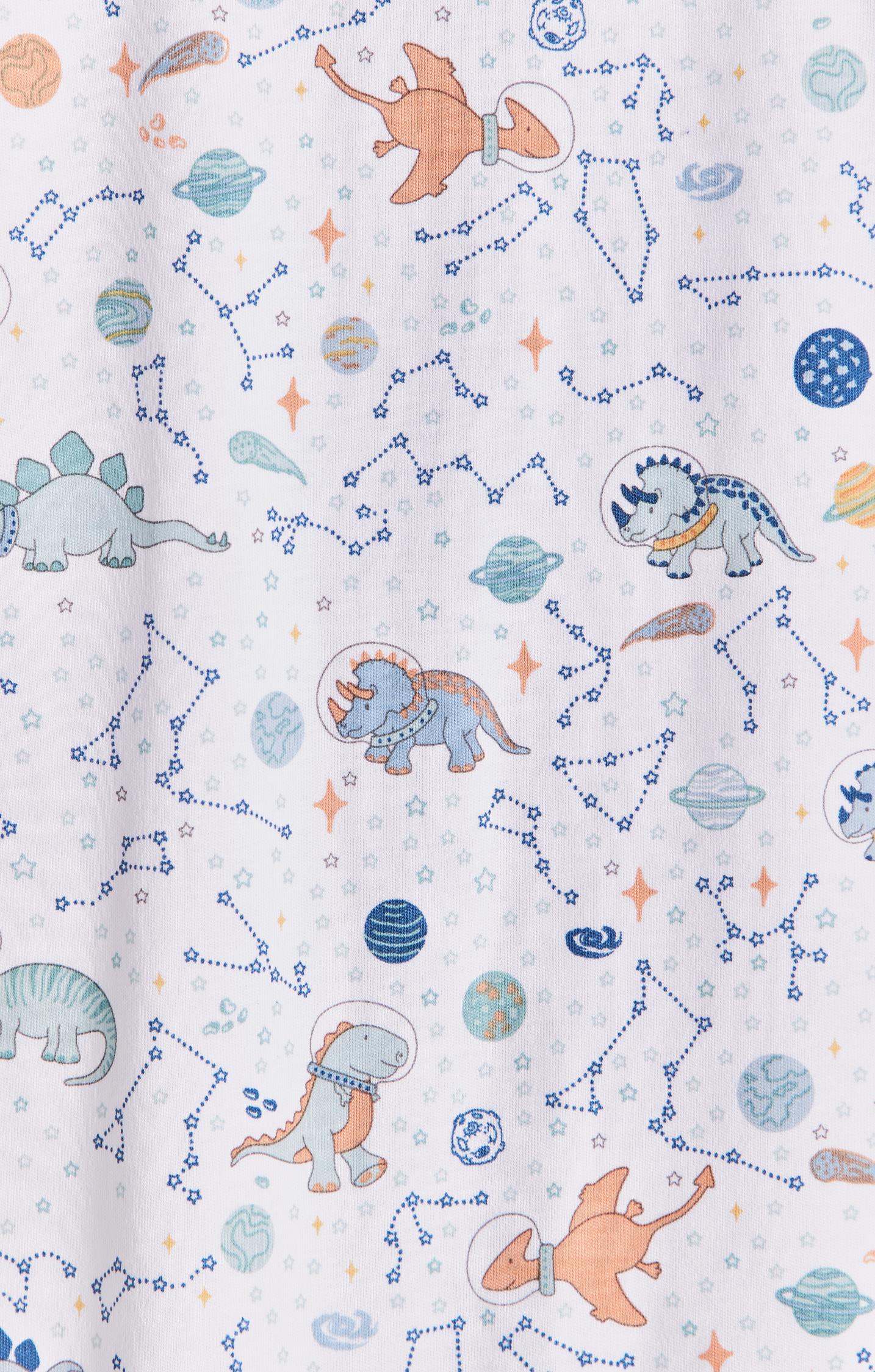 Space Dinos footless pyjama is colourful, cute and fun!  Zipper added for more comfort and practicality.  Starting in 12 months all our footies are snug fit. Colour: White with blue, light-blue and orange details. Composition: 100% Peruvian Pima Cotton.  Made in Peru. Machine washable. Safety warning: Keep away from fire.