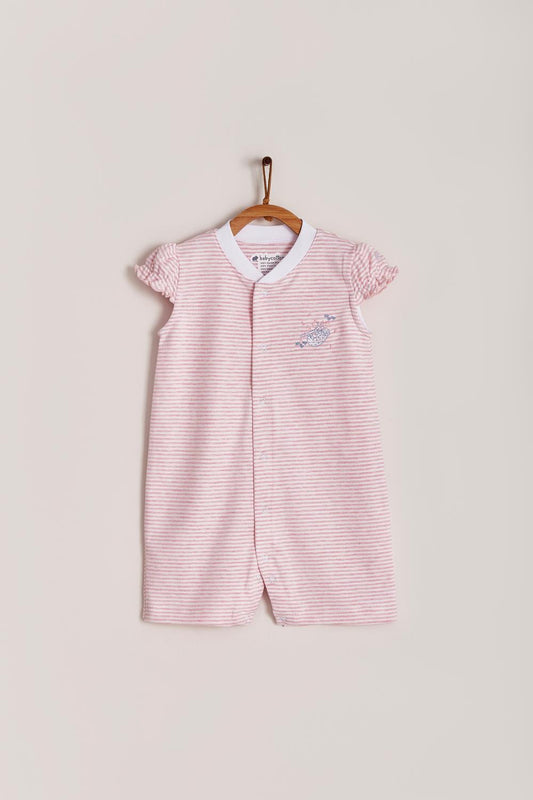 Our striped Naptime short playsuit with full snap closure make it super easy to slip on. Very cool and fresh! Ideal for your baby’s spring/summer wardrobe. Pair it with our Naptime bibs for the perfect look! Colour: White and pink. Composition: 100% Peruvian Pima Cotton.  Made in Peru. Machine washable. Safety warning: Keep away from fire.