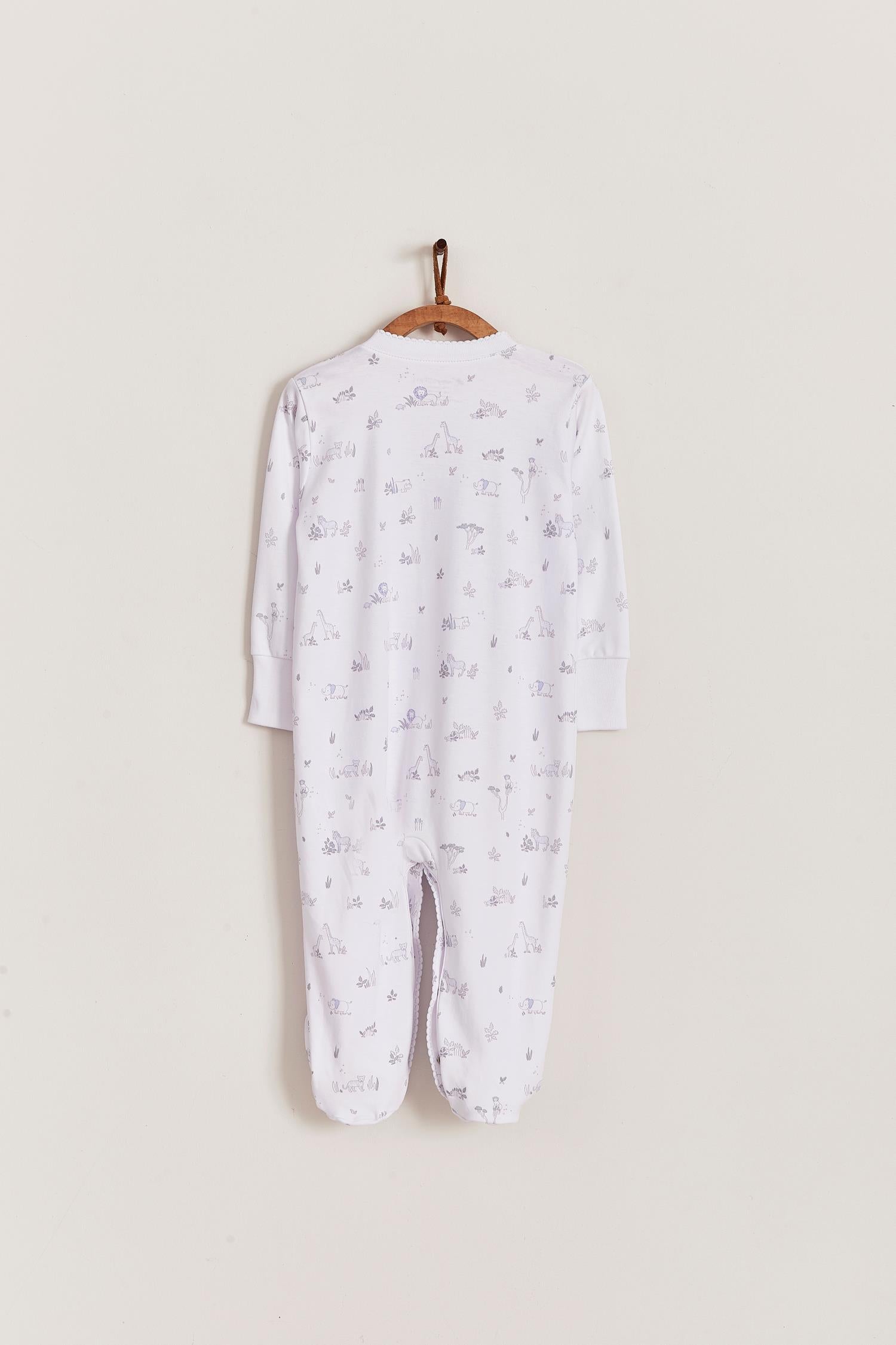 Super soft Pima cotton, long-sleeve, footed pyjama with full snap closure. The pyjama has delicate picot edging and it features our lovely Mini Safari print!  In size NB, the cuffs give the option of making them mittens for the baby's first days, and can then be folded again. Colour: White with light-blue and grey. Composition: 100% Peruvian Pima Cotton.  Made in Peru. Machine washable. Safety warning: Keep away from fire.