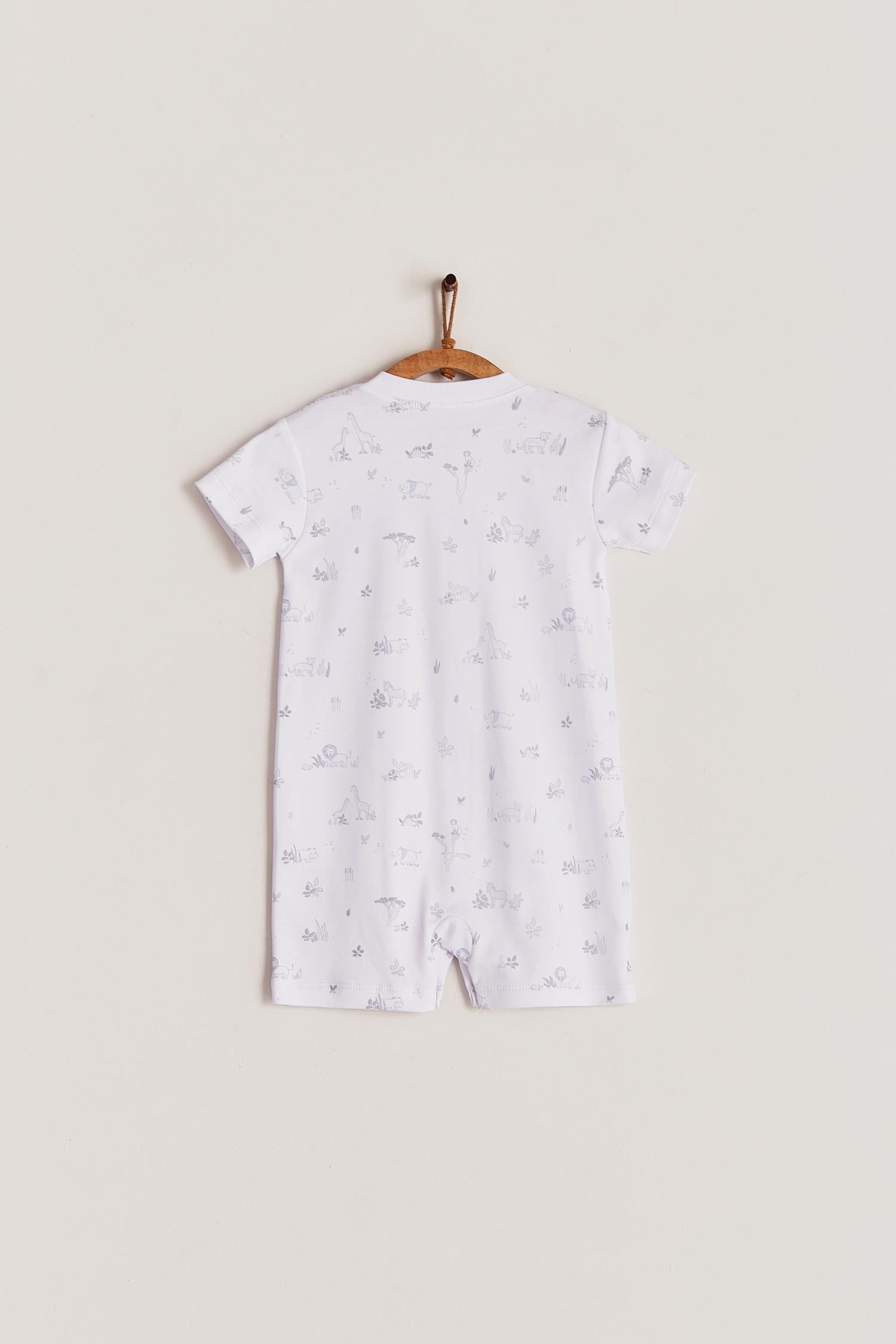 Comfy, cute and super soft, this Mini Safari short romper is the perfect addition to your baby's wardrobe. Very versatile, the romper is perfect for playtime and nap-time! With full snap closure make it super easy to slip on. Match it with our Safari collection to make the perfect gift! Colour: White with grey and light-blue details Composition: 100% Peruvian Pima Cotton.  Made in Peru. Machine washable. Safety warning: Keep away from fire.