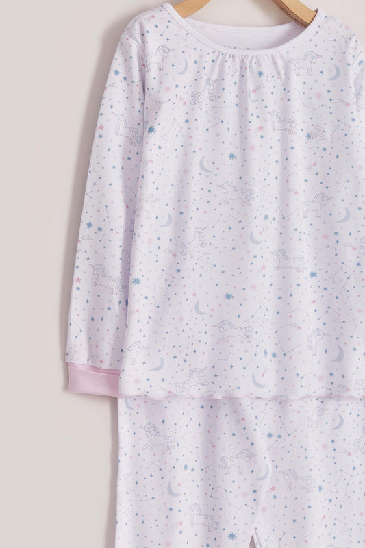 Our full print Unicorn pyjama set is super cute for our little dreamers!  This 100% Pima Cotton pyjama is luxuriously soft and comfortable ideal for sleep but also playtime at home. With long sleeves and long pants, it’s perfect for any season, particularly for those kids who can’t keep covered at night.  Makes an ideal gift! Colour: White with pink and light-blue details. Composition: 100% Peruvian Pima Cotton.  Made in Peru. Machine washable. Safety warning: Keep away from fire.