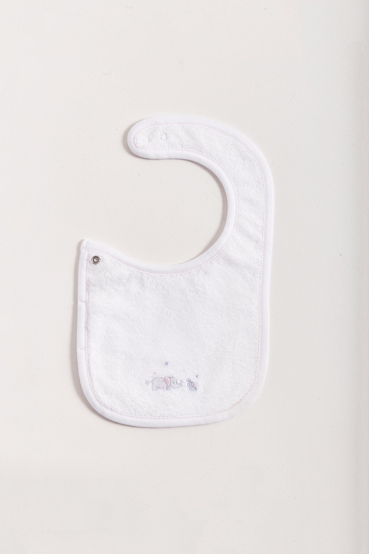 This Celine & Bernie bib is perfect to fit while your baby grows from 0 to 6 months. It helps to keep teething baby dry and neat and it’s also versatile enough for any daily outfit.  Front side comes with a full print of our blue Celine & Bernie collection, and reverse side has absorbent towel for extra comfort.  Clasp closure. Composition: 100% Peruvian Pima Cotton.  Made in Peru.  Machine washable.